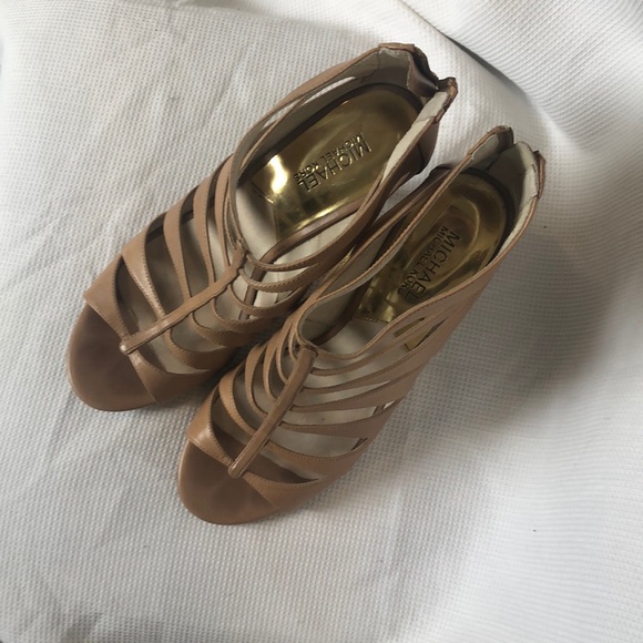 Michael Kors nude caged heels - Picture 3 of 8